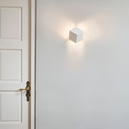 Modern wall lamp white - Cube