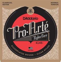 Gitarrsträngar för klassisk gitarr. D'Addario Normal, EJ45
