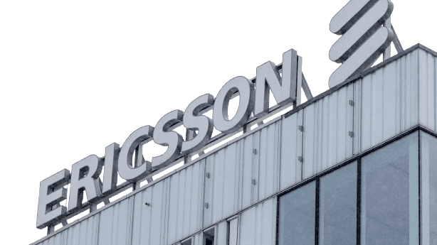 Ericsson, logga, på huvudkontoret i Kista.