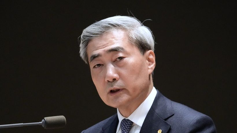 Newly appointed Bank of Korea Gov. Hyun Song Shin speaks during his inauguration ceremony at the central bank in Seoul, South Korea, Tuesday, April 21, 2026. (AP Photo/Ahn Young-joon) SEL103 Sydkoreas centralbank
