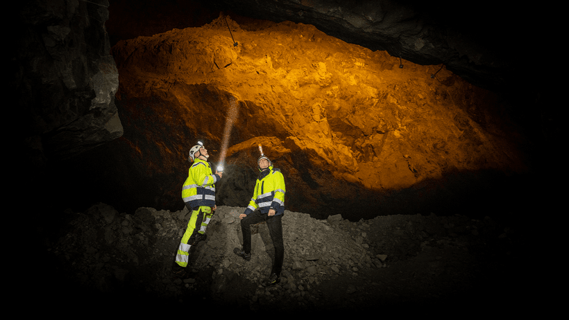 Christer Lindqvist, vd för Grangex AB, och gruvchefen Michael Meyer.
