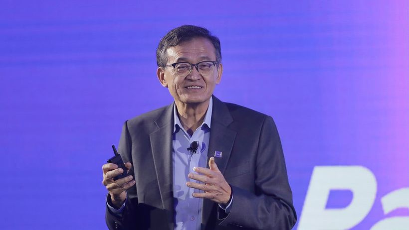 Intel CEO Lip-Bu Tan delivers a speech during the Computex 2025 exhibition in Taipei, Taiwan, Monday, May 19, 2025. (AP Photo/Chiang Ying-ying) XYY118

