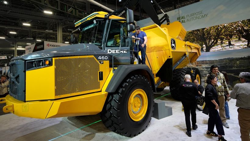 Deere, konkurrent till AB Volvo.