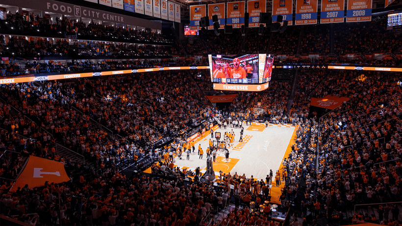 Enedos största kund är amerikanska Daktronics som tillverkar ledskärmar till sportevenemang. Hockey Sport match