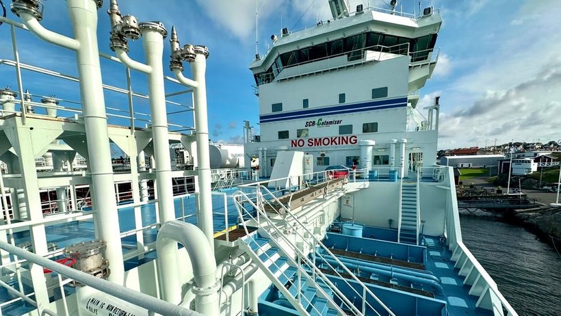 Bild på båt vid rederiklustret Donsö.