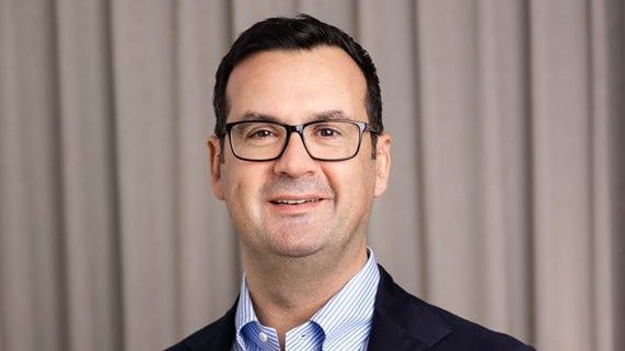 Andreas Morfiadakis, Klarabo