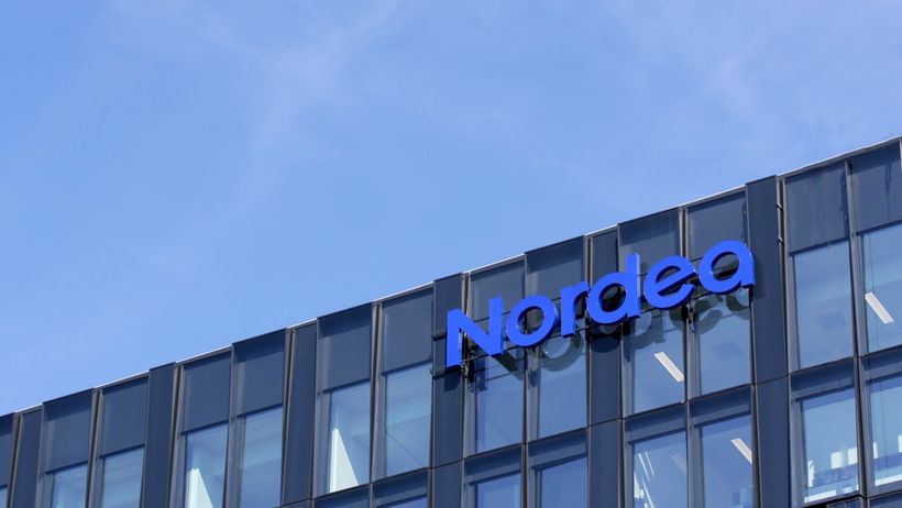 Nordea. Byggnad och logga.