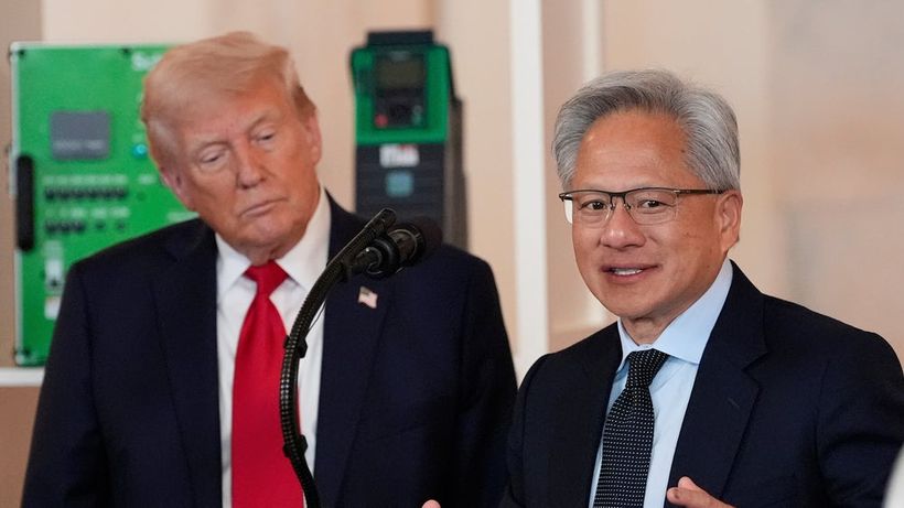 USA:s president Donald Trump och Nvidias vd Jensen Huang. 
