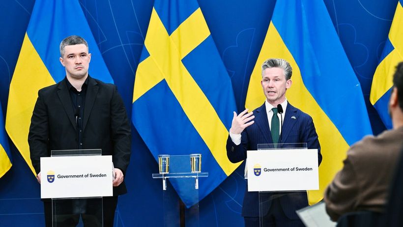 STOCKHOLM, SVERIGE 20260507 Försvarsminister Pål Jonson (M) och Ukrainas försvarsminister Mykhailo Fedorov håller pressträff på Rosenbad. Foto: Fredrik Sandberg / TT / Kod 10080

