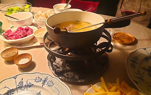 Köttfondue passar ett bättre, kryddigt rött