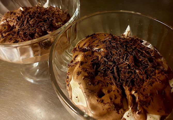 Vin till chokladdesserten Tigermousse