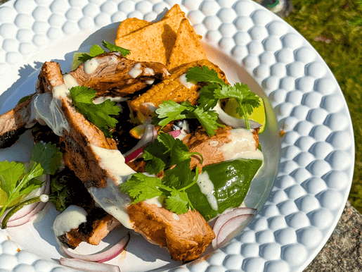 Grillade revben med majs, pimiento och aioli